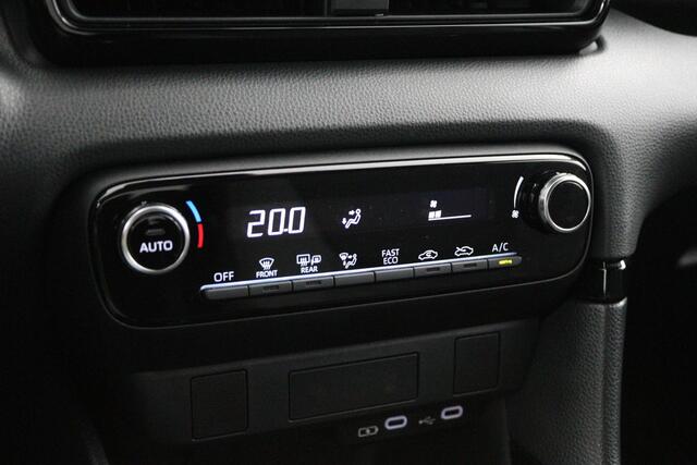 Toyota YARIS 1.5 Hybrid 115 First Edition | Navigatie | Keyless | Privacy glass |