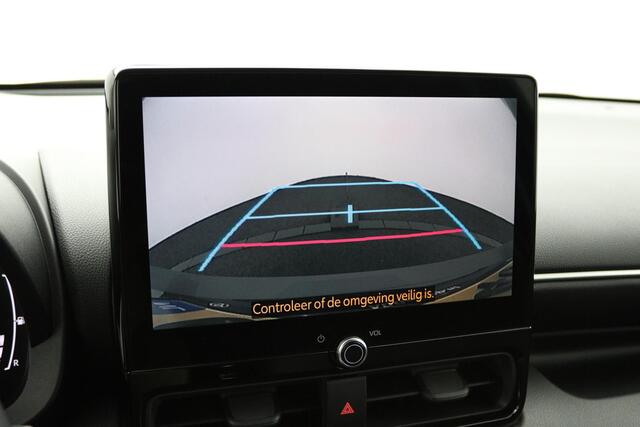 Toyota YARIS 1.5 Hybrid 115 First Edition | Navigatie | Keyless | Privacy glass |