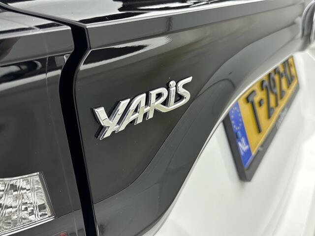 Toyota YARIS 1.5 Hybrid Dynamic Limited | Stoel-/Stuurverwarming | Lichtmetalen Velgen | Apple Carplay/Android Auto | Mistlampen |
