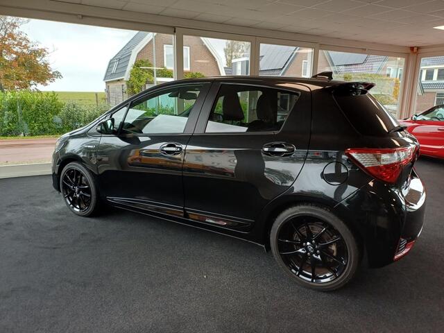 Toyota YARIS 1.5 Hyb. GR-Sport