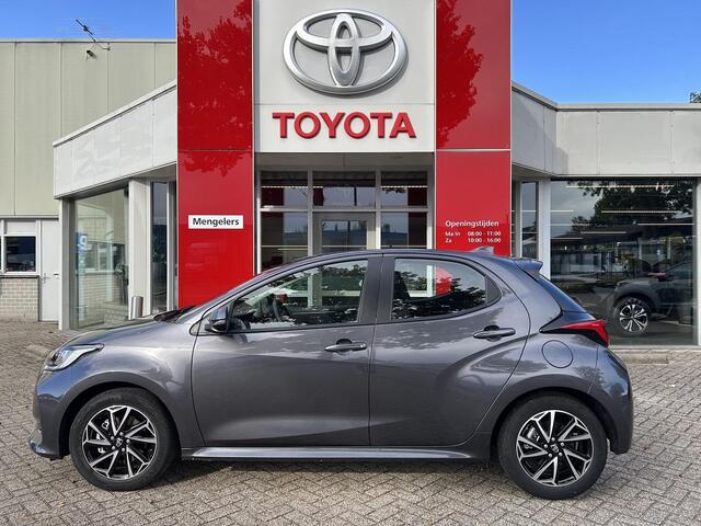 Toyota YARIS 1.5 Hybrid Dynamic l RIJKLAAR l Navi l LED koplamp