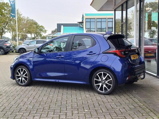 Toyota YARIS 1.5 Hybrid Launch Edition | Stoel- & stuurverwarming | Trekhaak | Carplay - Android Auto