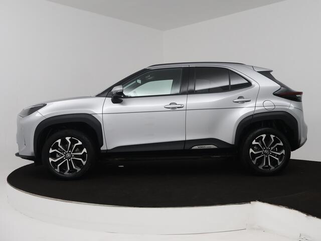 Toyota YARIS Cross 1.5 Hybrid Dynamic | Navigatie | PDC V+A | Trekhaak |