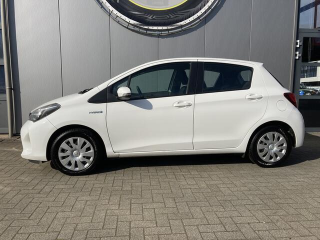 Toyota YARIS 1.5 Hybrid Aspiration Xenon verlichting | Camera | Cruise control | NAP | Clima