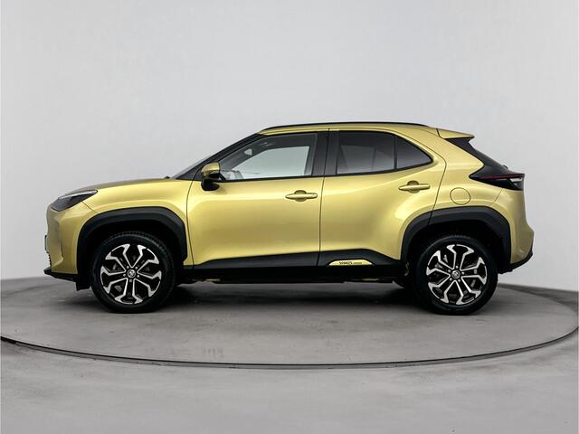Toyota YARIS Cross 1.5 Hybrid Dynamic Limited | Parkeersensoren | Stoelverwarming | Elek. inklapbare buitenspiegels |