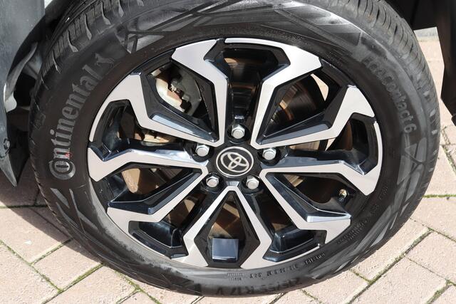 Toyota YARIS Cross 1.5 Hybrid Dynamic Navigatie, trekhaak