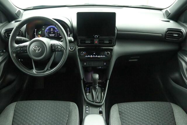 Toyota YARIS Cross 1.5 Hybrid 115 Dynamic | Comfort Pack | Stoel- en Stuurverwarming | Parkeersensoren | Adaptieve Cruise Control | Privacy Glass | 10 Jaar Garantie! |