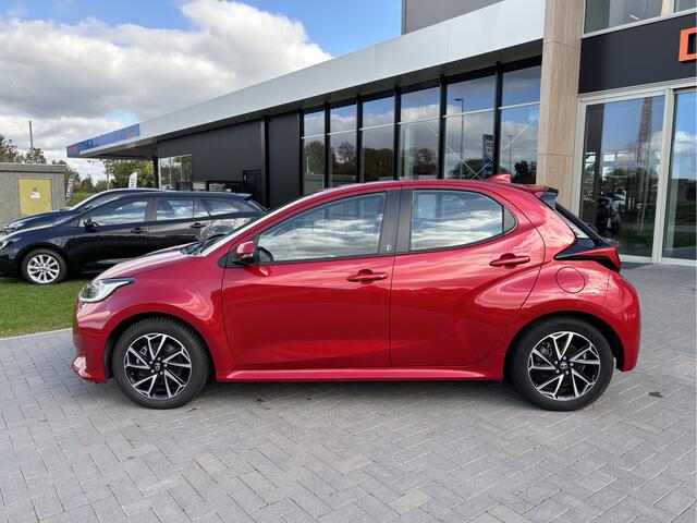 Toyota YARIS 1.5 Hybrid Dynamic Camera I App I Cruise