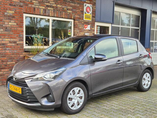 Toyota YARIS 1.0 VVT-I ASPIRATION, Camera