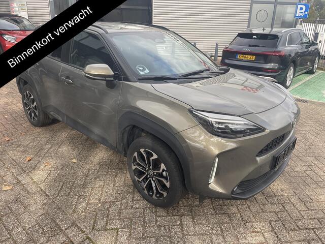 Toyota YARIS Cross 1.5 Hybrid 115 Dynamic | Stuur- & Stoelverwarming | Dodehoek detectie | Parkeersensoren | Navigatie