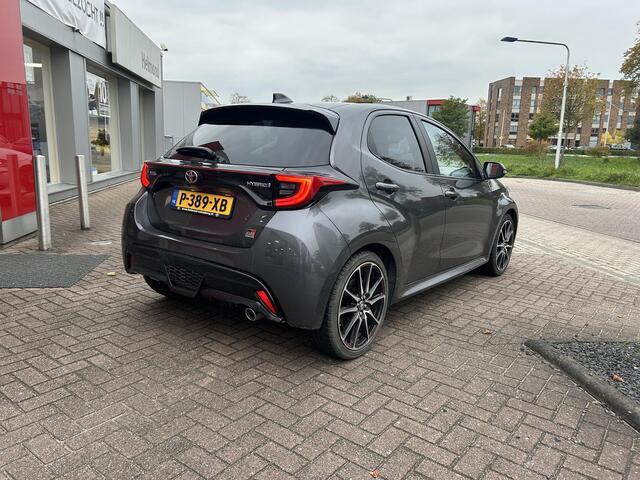 Toyota YARIS 1.5 Hybrid GR Sport Premium Pakket | Pano | JBL | Headup
