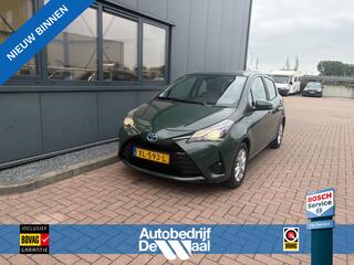 toyota-yaris-1.5-hybrid-active-auom