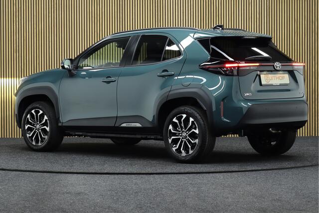 Toyota YARIS Cross 1.5 Hybrid 115 First Edition | Comfort Pack | Nieuw uit voorraad leverbaar | Adaptive-cruise | Apple Carplay & Android Auto | Camera | Keyless | Navigatie | Dodehoekdetectie