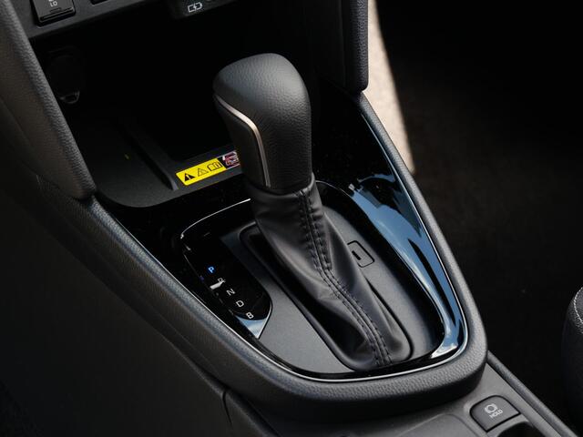 Toyota YARIS Cross 1.5 HYBRID 130PK/ CARPLAY/ WINTER PAKKET/ LED PAKKET