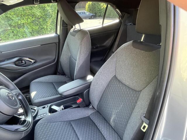 Toyota YARIS Cross 1.5 Hybrid 115 First Edition Comfort Pack