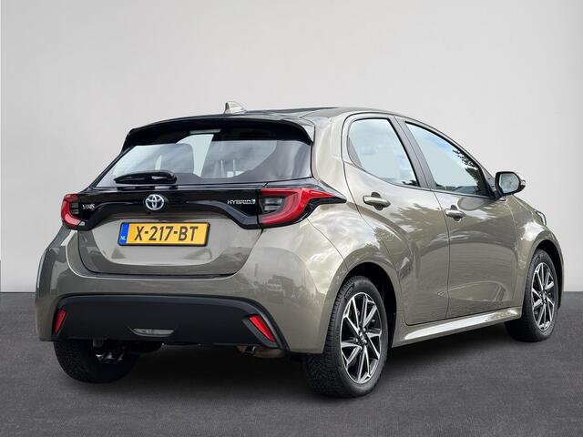 Toyota YARIS 1.5 Hybrid Dynamic LED | Navi-by-app | ACC | Camera | Clima | 16 inch LM-velgen ( Vestiging - Nieuwegein )