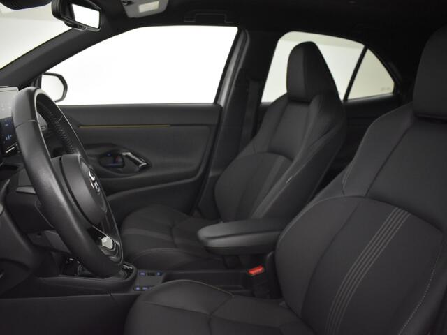 Toyota YARIS 1.5 Hybrid Adventure | Parkeersensoren V+A | Stoelverwarming