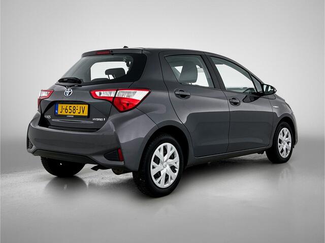 Toyota YARIS 1.5 Hybrid Active | 1e Eigenaar | BTW'er | Dealer Onderhouden | Navigatie | Safety Pakket |