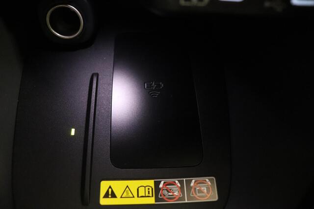 Toyota YARIS Cross 1.5 Hybrid 115 Dynamic, Comfort Pack, BSM, Sensoren, Apple Carplay/Android Auto!