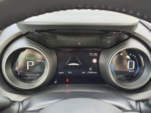 Toyota YARIS 1.5 Hybrid 115 Dynamic | 4-Season | Keyless Entry | Stoelverwarm