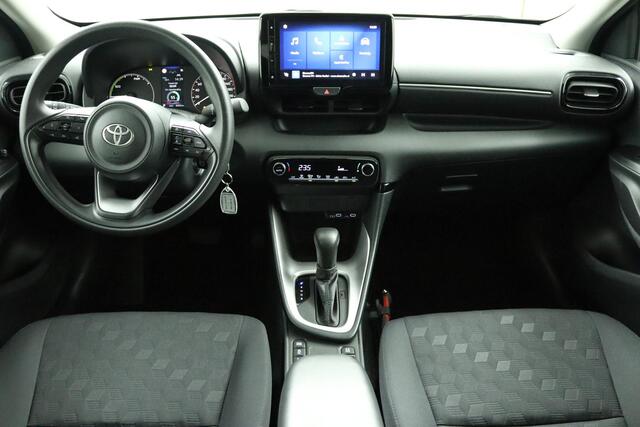 Toyota YARIS 1.5 Hybrid 115 ADG Limited Edition | 17" Lichtmetalen velgen | Bi-Tone | Privacy Glass | Adaptieve Cruise Control