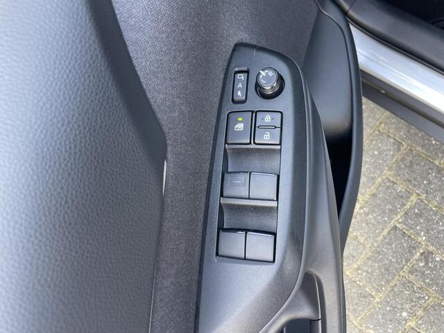 Toyota YARIS Cross 1.5 Hybrid 115 First Edition incl Comfort pack | org NL |