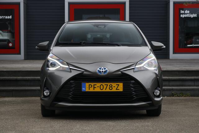 Toyota YARIS 1.5 Hybrid Executive | trekhaak | Navi | Bluetooth | LM velgen |
