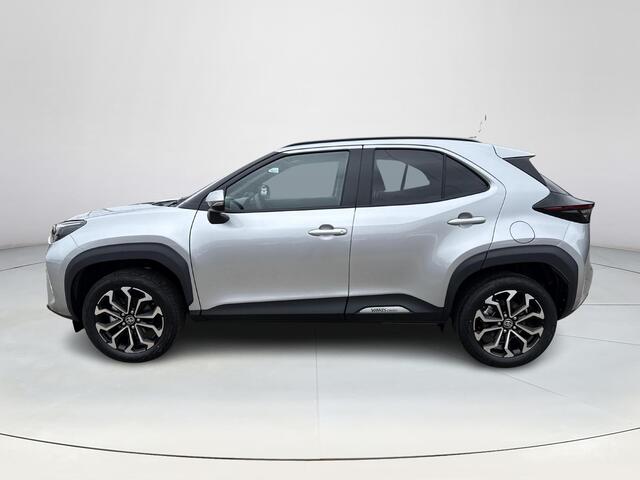 Toyota YARIS Cross 1.5 Hybrid 115 First Edition **STOEL EN STUURWIELVERWARMING/ ADAPTIEF CRUISE CONTROL/ KEYLESS/ PARKEERSENSOREN/ 36 MAANDEN GARANTIE**