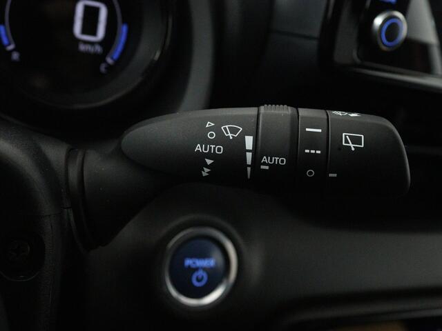 Toyota YARIS 1.5 Hybrid Launch Edition