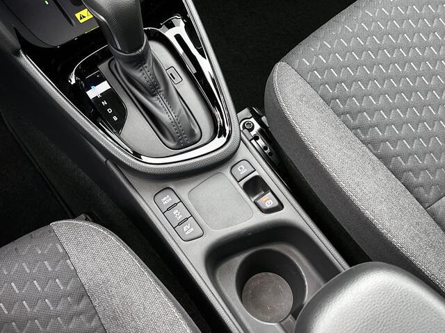 Toyota YARIS Cross 1.5 Hybrid Dynamic | Climate control | Adaptive cruise control | LM velgen |