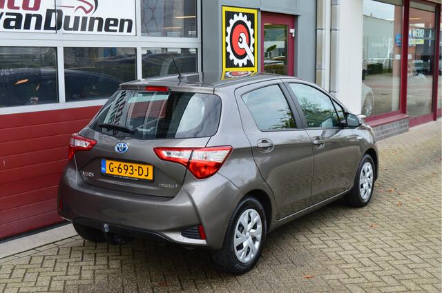 Toyota YARIS 1.5 Hybrid Active O.a: Trekhaak, Camera, Clima, Audio, Cruise, Rijklaar, Etc. All-in prijs!