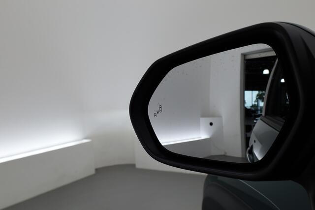 Toyota YARIS Cross 1.5 Hybrid 130 Teamplayer | Forest Green | Winter Pack | Safety Pack | Navi | Adapt. Cruise | Keyless | Camera