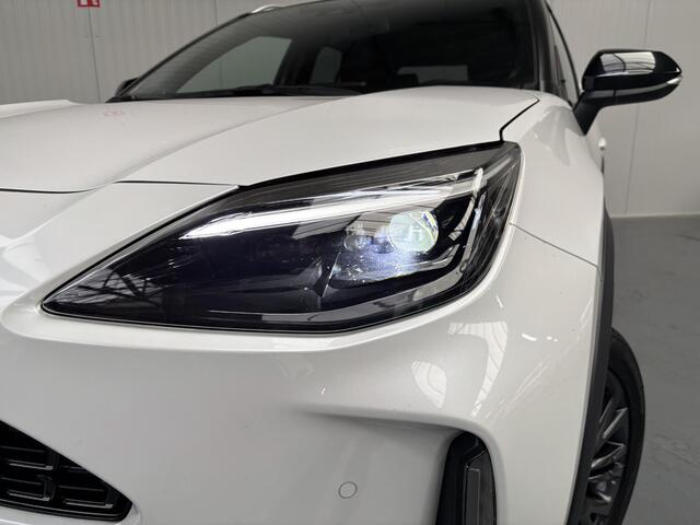 Toyota YARIS Cross 1.5 Hybrid Adventure 21000km! Nl Auto, zeer luxe !