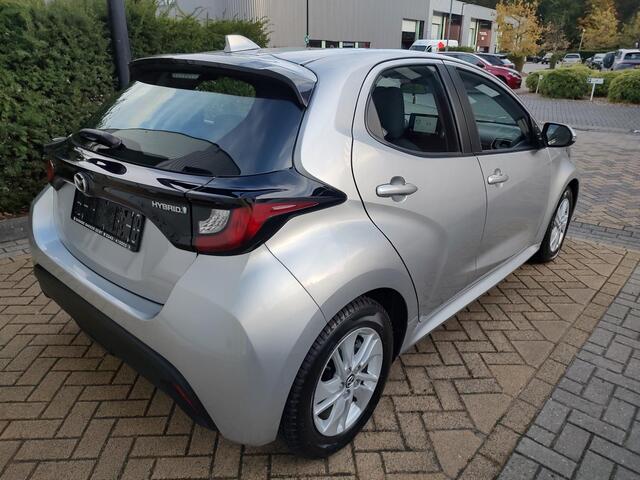 Toyota YARIS 1.5 Agile Mazda 2 1.5 Hybride Automaat Camera Stoel-Stuurverw. ClimateControl All-Season Keyless Navi-Carplay