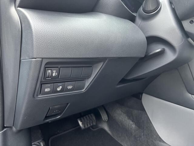 Toyota YARIS 1.5 Hybride 130 pk Black Edition, Safety + Winter pakket.