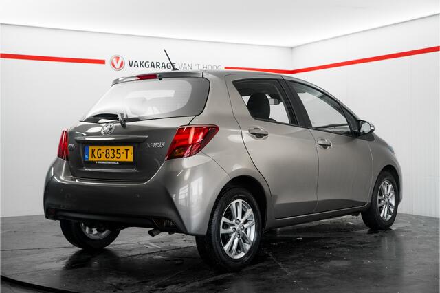 Toyota YARIS 1.3 VVT-i Automaat Camera Navigatie Climat control