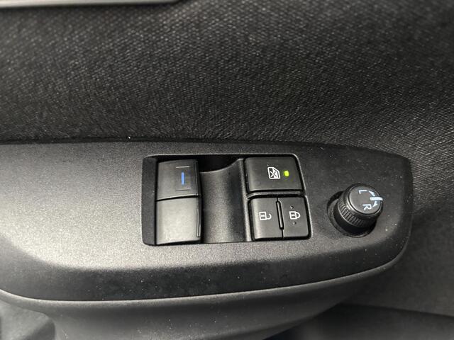 Toyota YARIS 1.5 Hybrid Active APPLE CARPLAY/ANDROID AUTO, NEDERLANDSE AUTO, SLECHTS 72.155KM!!!