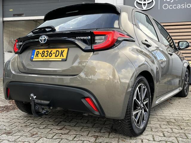 Toyota YARIS 1.5 Hybrid Dynamic Trekhaak / All Season Banden