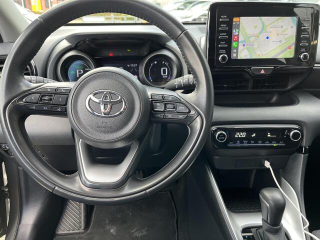 Toyota YARIS 1.5 Hybrid Dynamic Trekhaak / All Season Banden