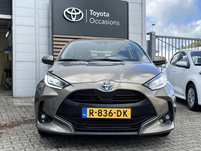 Toyota YARIS 1.5 Hybrid Dynamic Trekhaak / All Season Banden