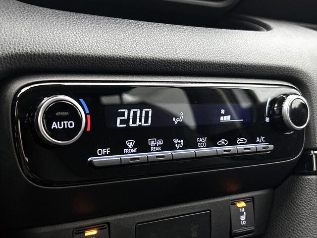 Toyota YARIS 1.5 Hybrid Dynamic | Stoelverwarming | Achteruitrijcamera | BTW Voertuig |