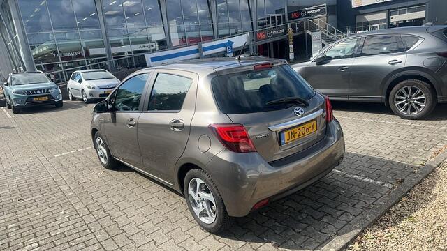 Toyota YARIS 1.5 Hybrid Trend | Rijklaarprijs