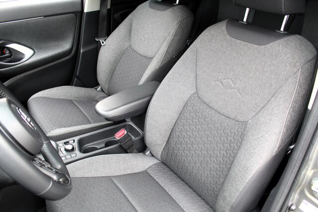 Toyota YARIS Cross 1.5 Hybrid Dynamic Limited 4 AWD I CAR PLAY I ADP.CRUISE I CAMERA I