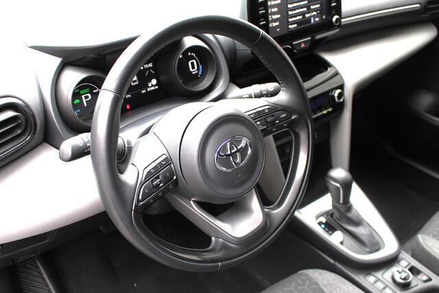 Toyota YARIS Cross 1.5 Hybrid Dynamic Limited 4 AWD I CAR PLAY I ADP.CRUISE I CAMERA I