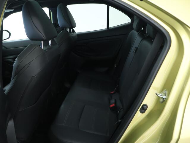 Toyota YARIS Cross 1.5 Hybrid AWD Launch Edition | Panoramadak | Leder |