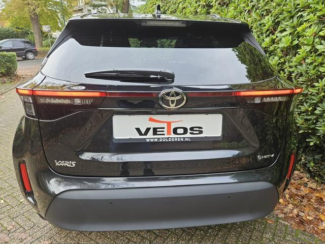 Toyota YARIS Cross 1.5 Hybrid 115 Dynamic PDC/NAVI/CARPLY