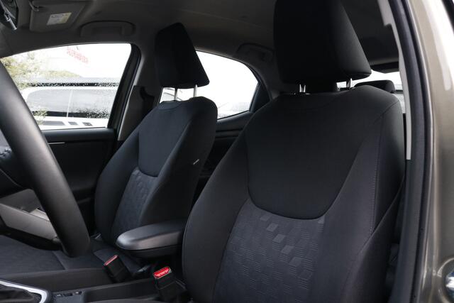 Toyota YARIS 1.5 Hybrid 115 Active | Trekhaak | All-Season banden | Apple Carplay |