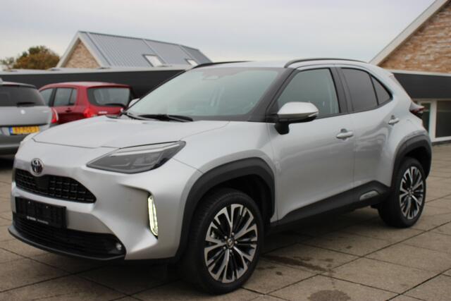 Toyota YARIS Cross 1.5 Executive Hybrid | BSM | PDC | Stuur- en Stoelverwarming |