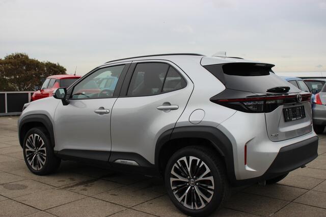 Toyota YARIS Cross 1.5 Executive Hybrid | BSM | PDC | Stuur- en Stoelverwarming |