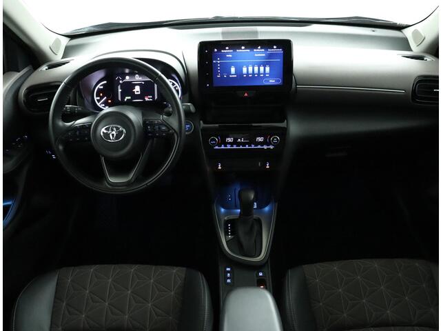 Toyota YARIS Cross 1.5 Hybrid Executive | Stoelverwarming | Half lederen bekleding | ACC |